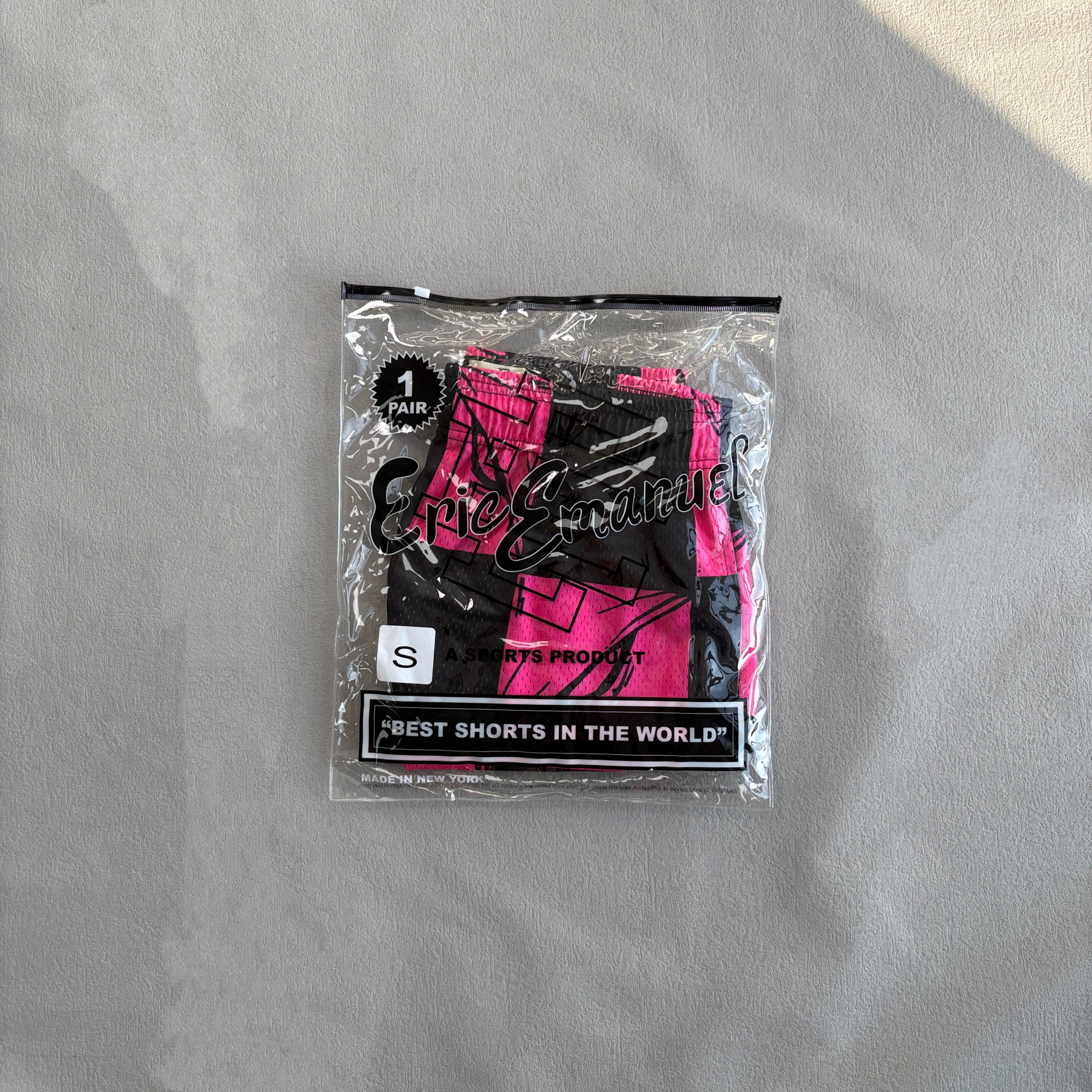 EE x Matty Boy 99 Eyes Pink