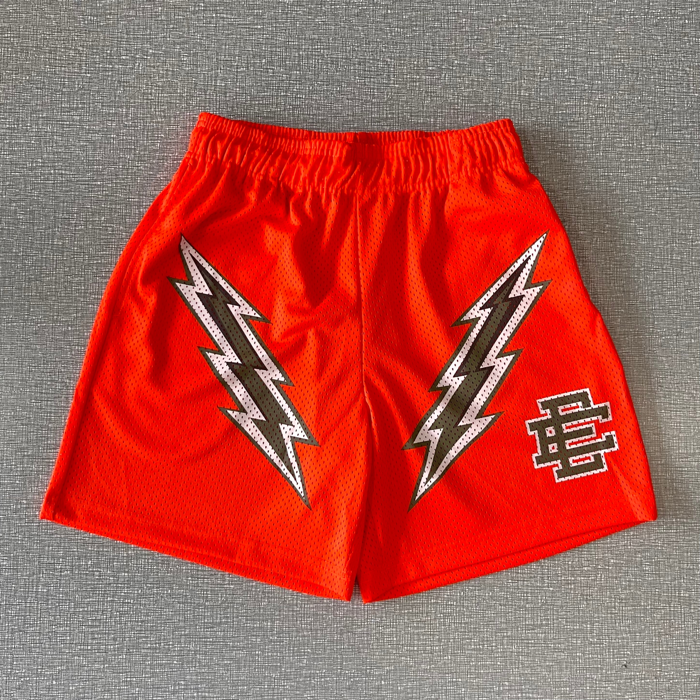 New EE Lightning Short