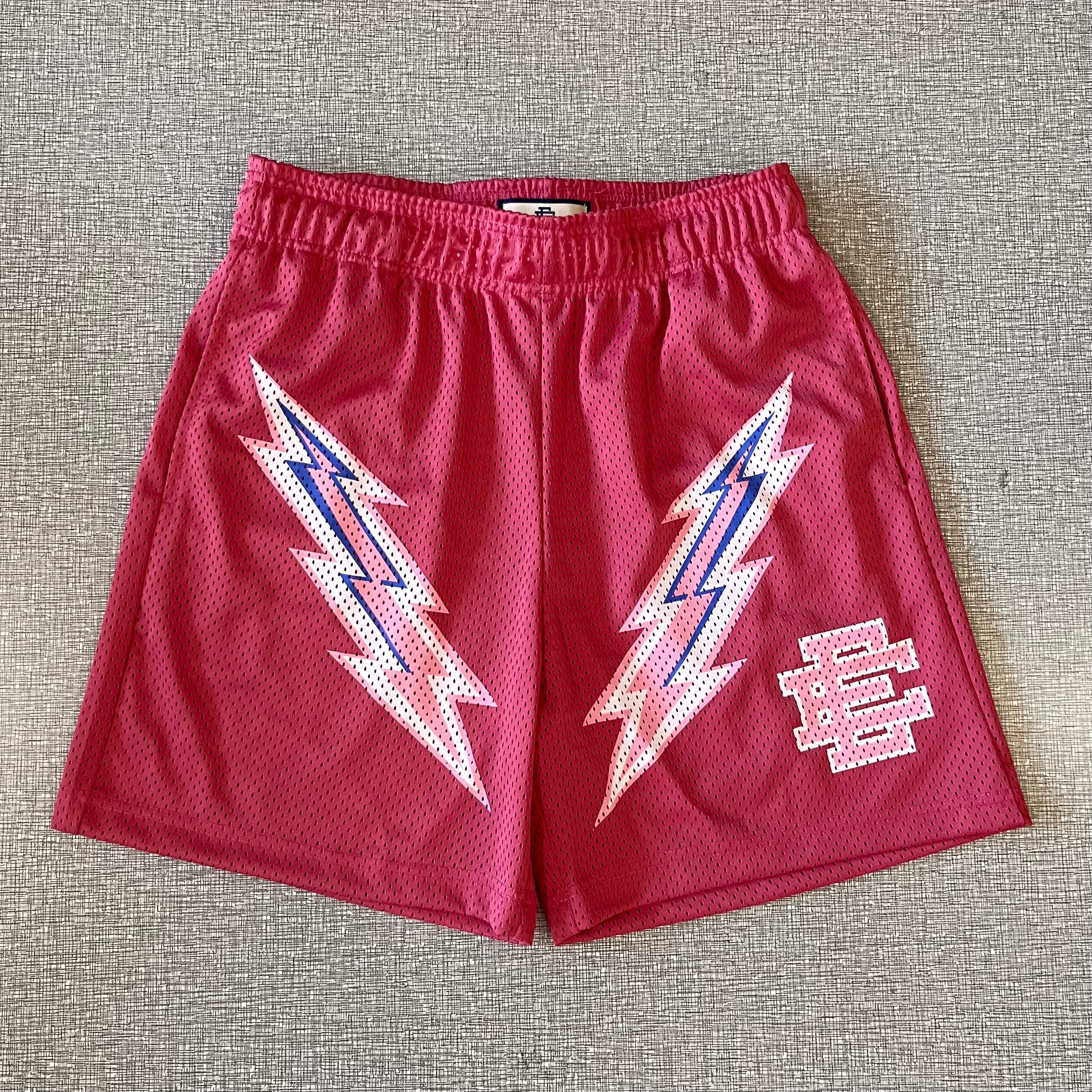 New EE Lightning Short